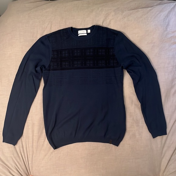 Men’s M Calvin Klein Italian Yarn Sweater Navy - Picture 2 of 2